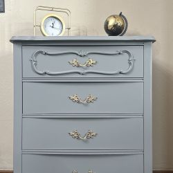 Vintage Dresser Set