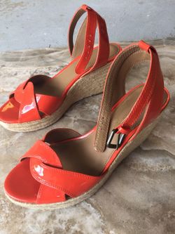 Shoes ladies Elise Tahari orange wedge size 6 1/2