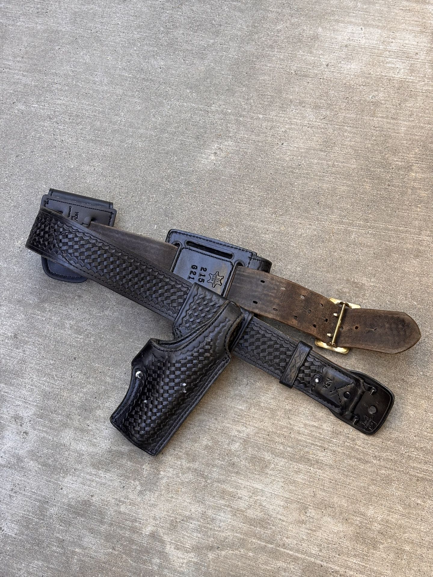 ⭐️TEX SHOEMAKER & SONS Black Leather Basketweave Holster Police Belt Vintage 34