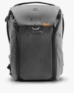 Peak design backpack camera , laptop