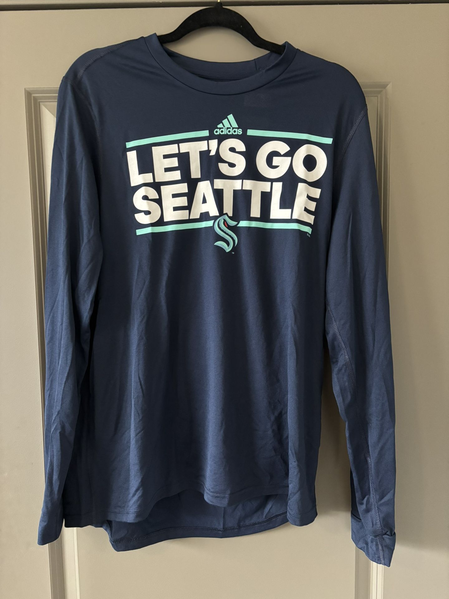 NWT Mens Seattle Kraken adidas AEROREADY Creator Long Sleeve Blue T-Shirt Size Large