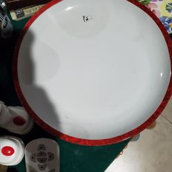 Large White Red Gold Trim Hungary Habitat Pattern LG Plate 