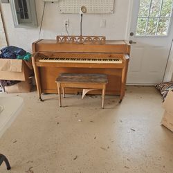 Free Piano