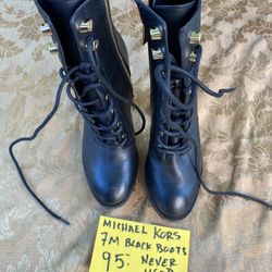 New Michael Kors  Boots
