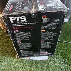 Studio speaker (Send offers not free)