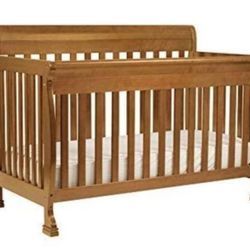 Davinci Crib 4 In 1, Small Scuff On Leg