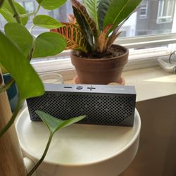 Jlab Bluetooth Wireless Speaker 