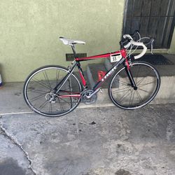 Trek 2.3 Alpha Bike Road Bike