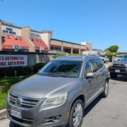 2010 Volkswagen Tiguan