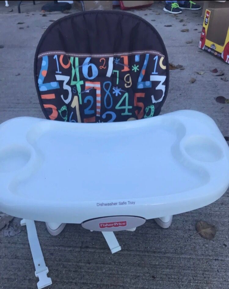 Fisher Price booster seat eating highchair