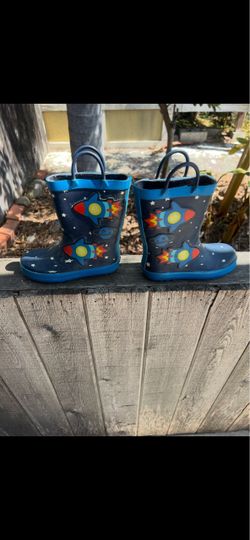 Kids boots