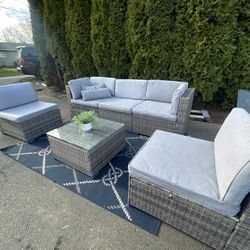 Modern Outdoor Furniture With Matching Table 