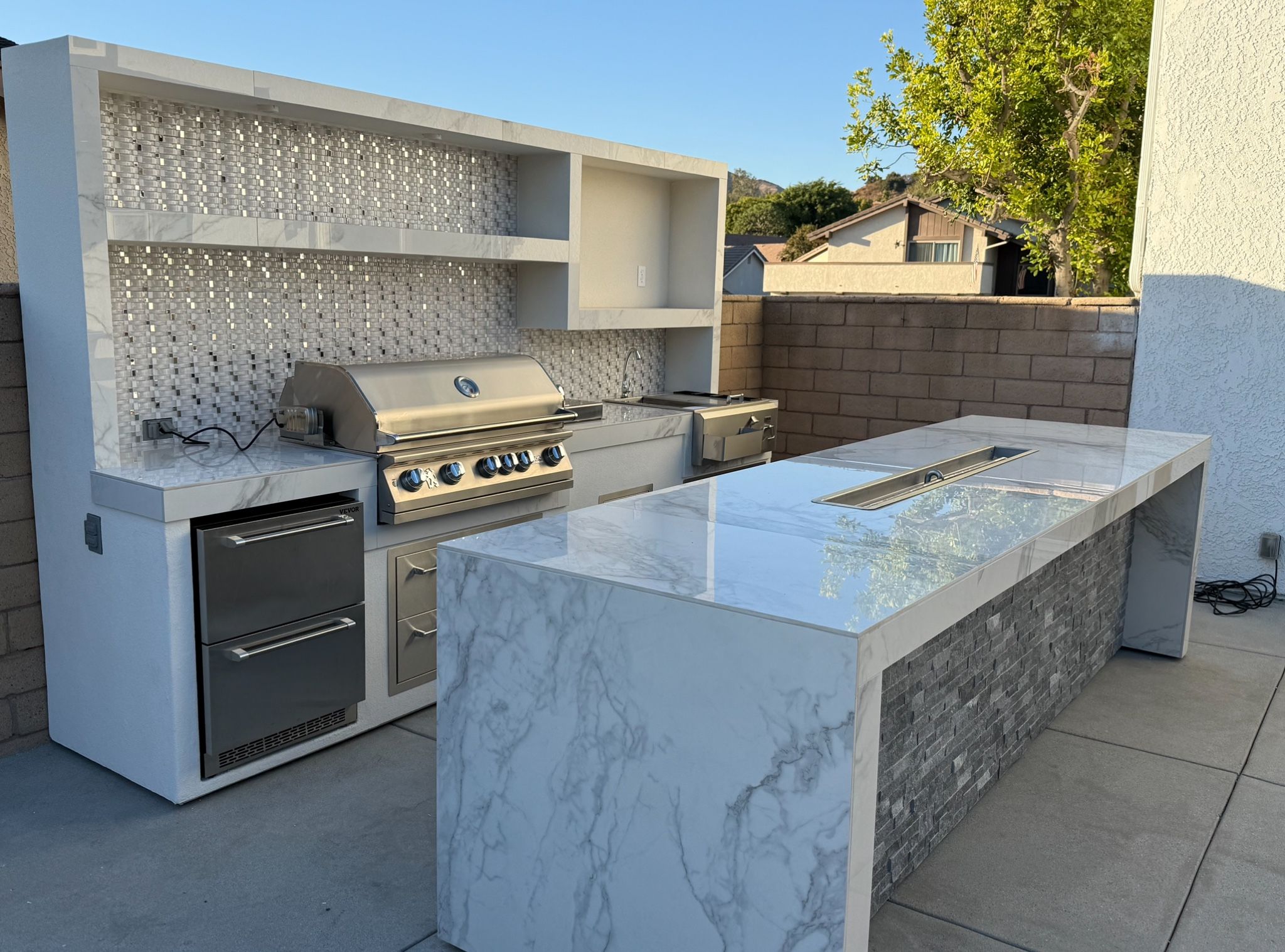 Elevate Your Outdoor Space with a Luxurious Custom BBQ Island