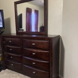 Solid Wood 5-Piece Bedroom Set w/ Storage Bed