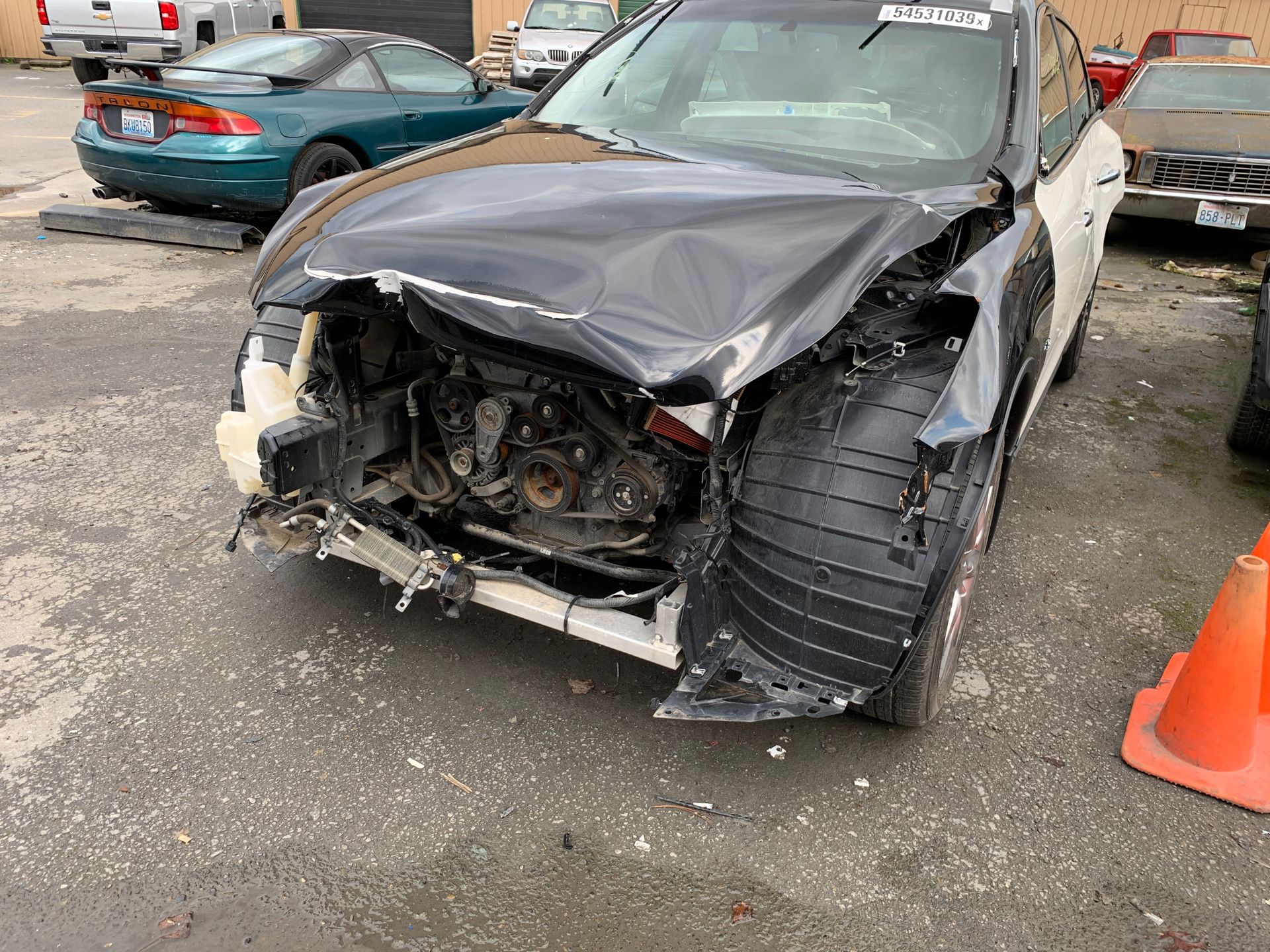 Infinity qx50 2016 PARTing out