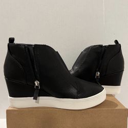 Mia, Arianna, Hidden Wedges Booties Sneakers Black