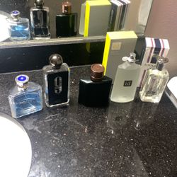 Colognes And Perfumes 