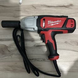 1/2” Milwaukee Impact Wrench Corded (Like New)  