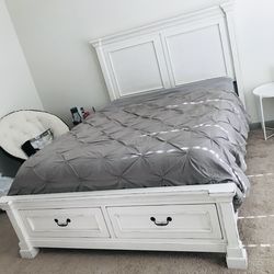 Queen Bed w/ Storage Drawers + Mattress