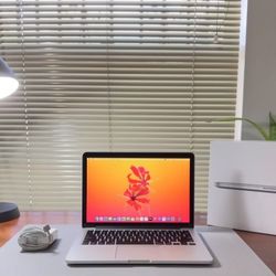 MacBook Pro 13-inch 2014 (MacOS Sequoia + Original Box)