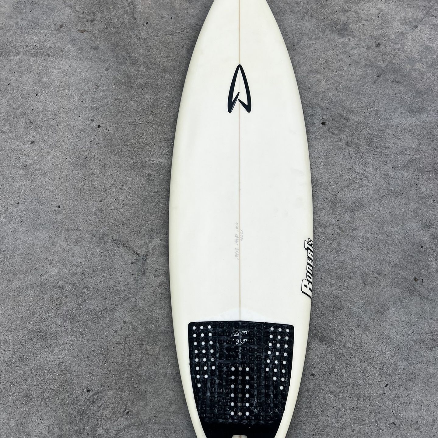 5’10 Roberts Surfboard