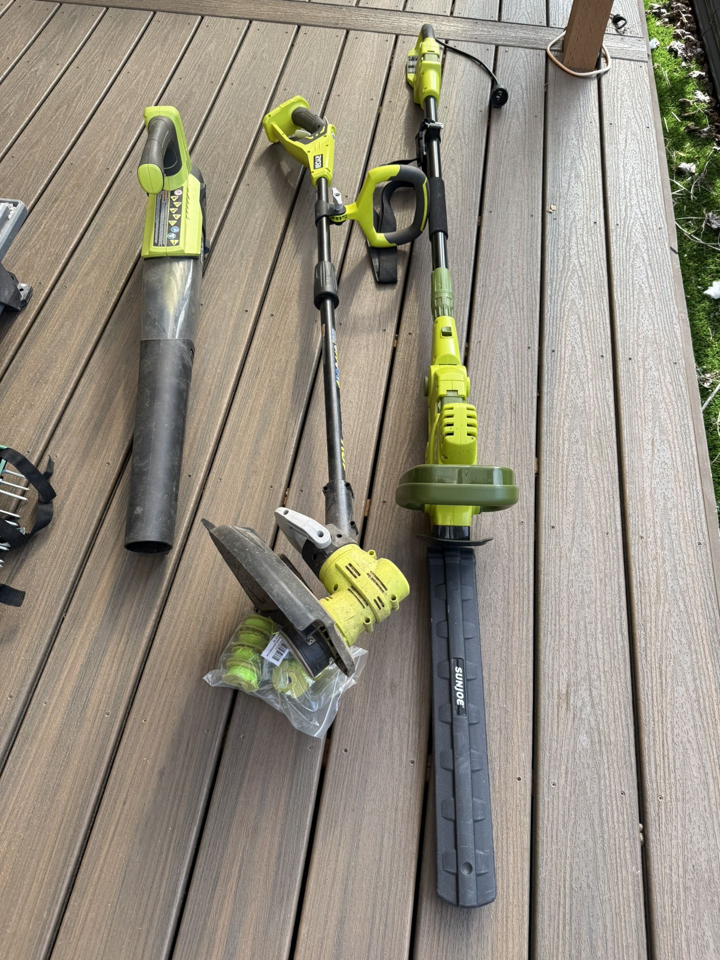 Yard Tools- Leaf Blower, Weed Eater, Tree Trimmer