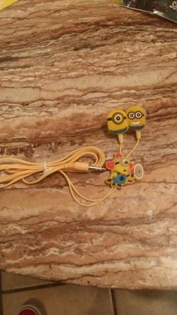 Minion earbud headphones headset