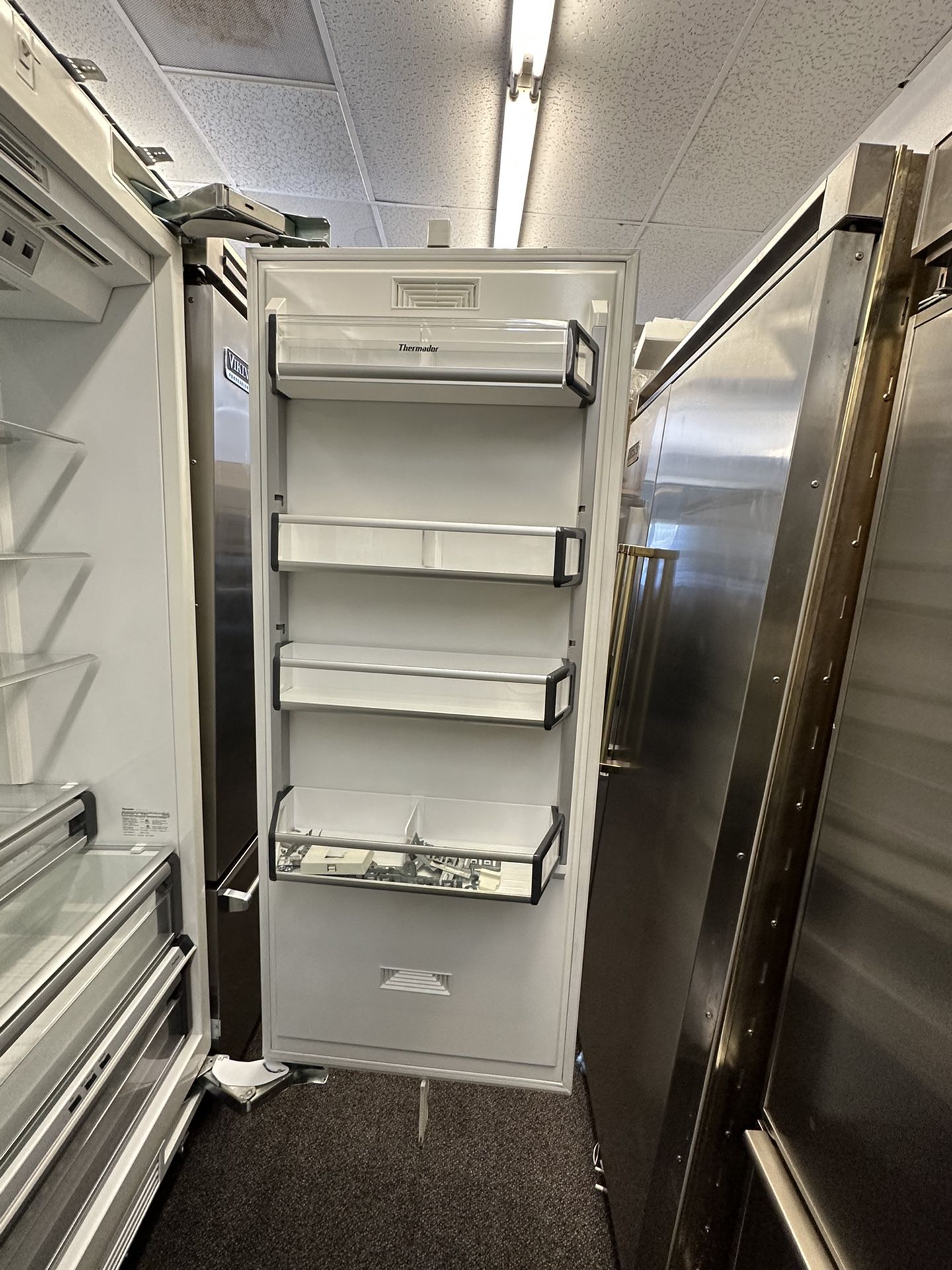 48 INCH PANEL READY THERMADOR COLUMN SET FRIDGE AND FREEZER PANEL READY