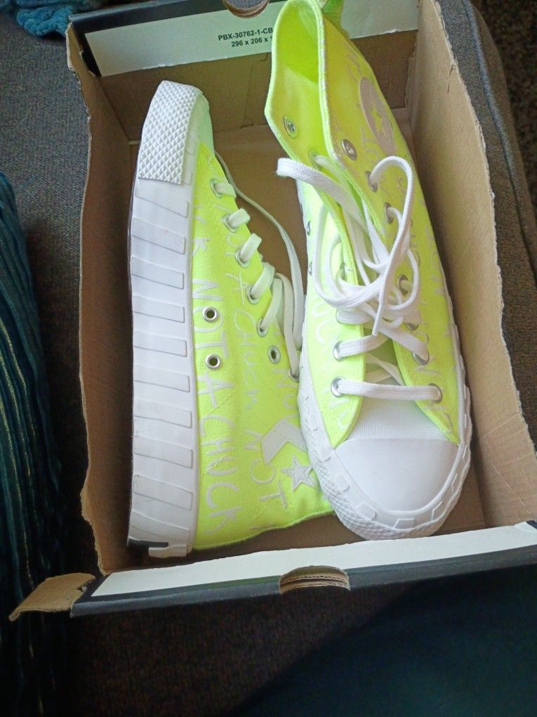 Converse Volt Glow/White 7.5 Men's 9.5 Women's