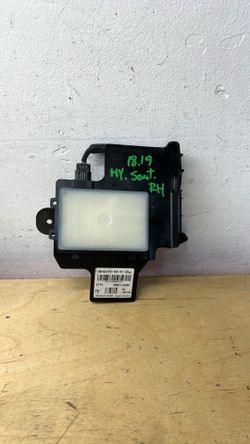 2018-2021 Hyundai Sonata Rear Right RH Blind Spot Radar Sensor OEM 95821-C1500