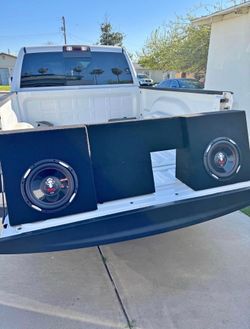 Dual 10 Boss Subwoofers with Ported Box