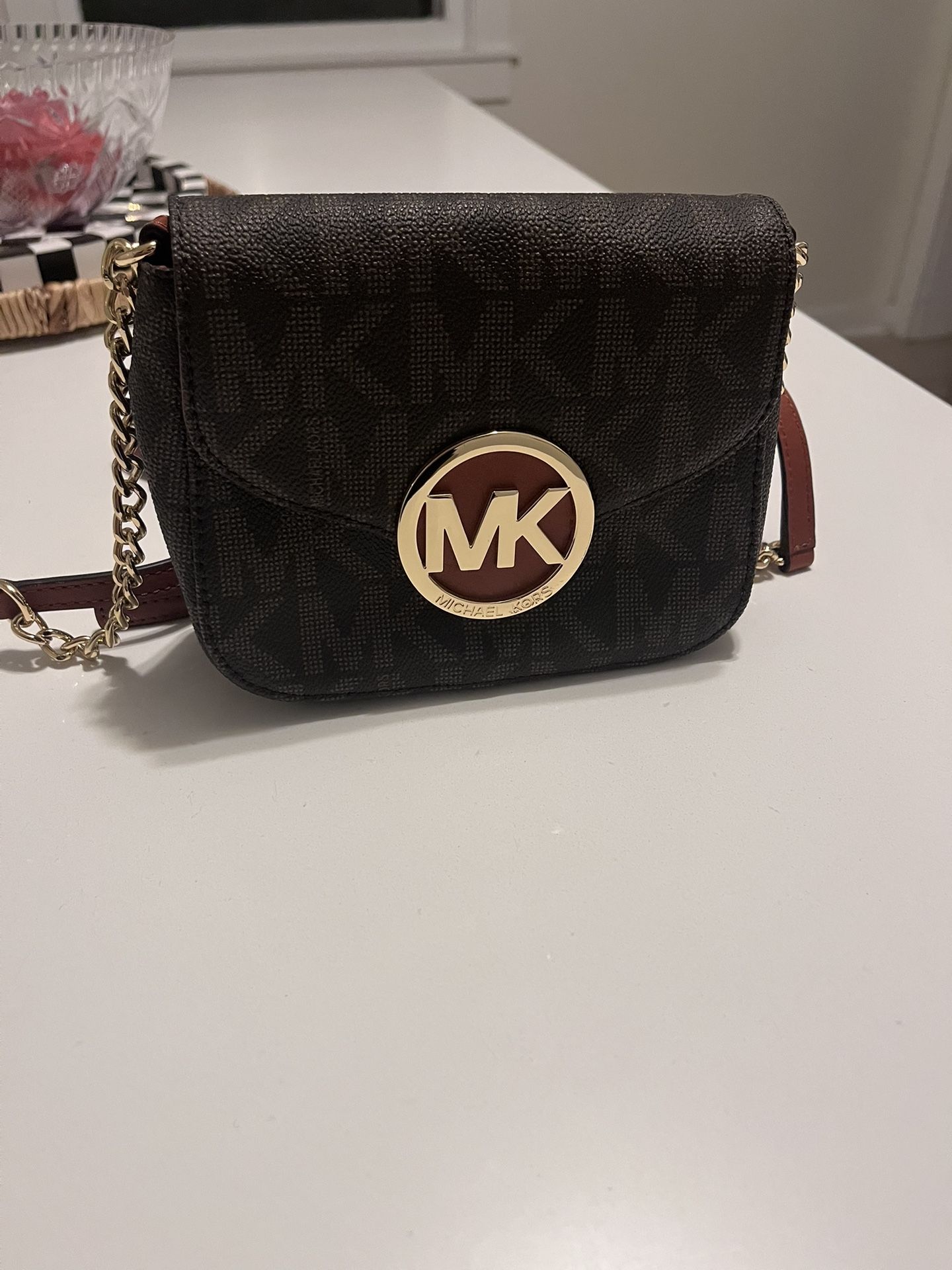 Michael Kors Crossbody Bag