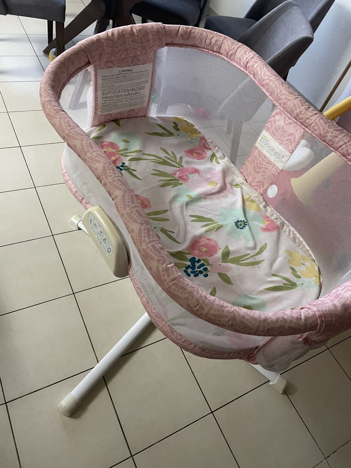 Pink Halo Bassinet