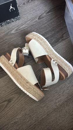 Womens  espadrille sandals  (brand new)