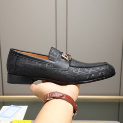 Fendi Men’s Leather Shoes With Box 2026 New 