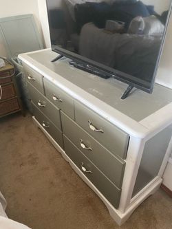 7 Drawer Dresser