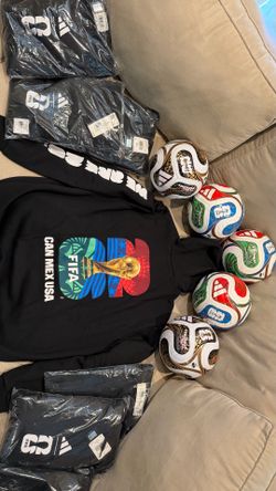 FIFA 26 Hoodies and Long Sleeve