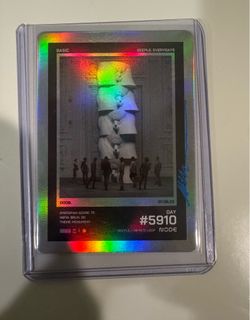 SIGNED Beeple Everydays PRE-ALPHA/100 Hologram #5910 DOOB X NODE Trading Card