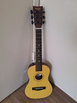 First Act Discovery Natural Acoustic Guitar With New Fun Strings 31”
