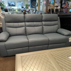 Brand New Power Reclining Sofa Genuine Real Leather 