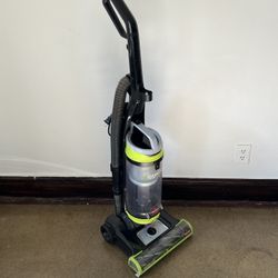 Bissell Cleanview Swivel Pet Vacuum 