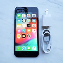 iPhone 6 - UNLOCKED - Like New