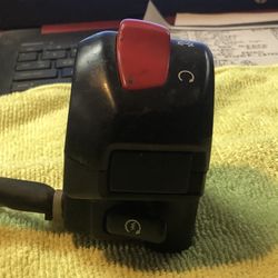 2000 Suzuki GSXR600 Right bar switch
