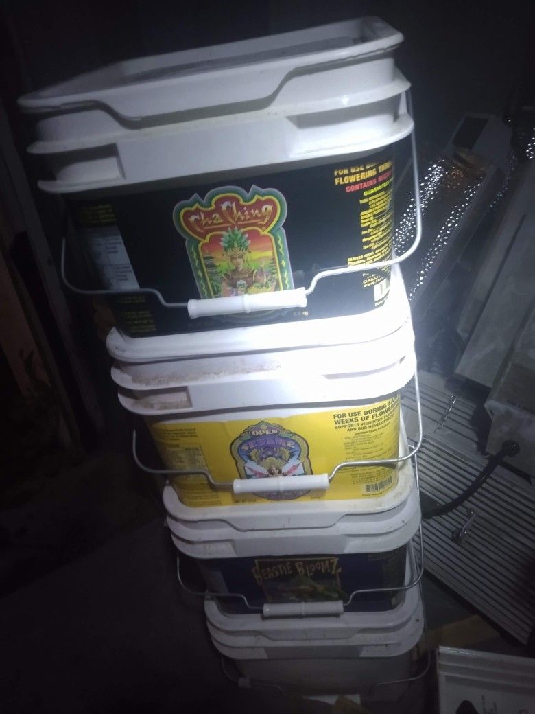 Grow Nutrients 6-14lb. Containers...