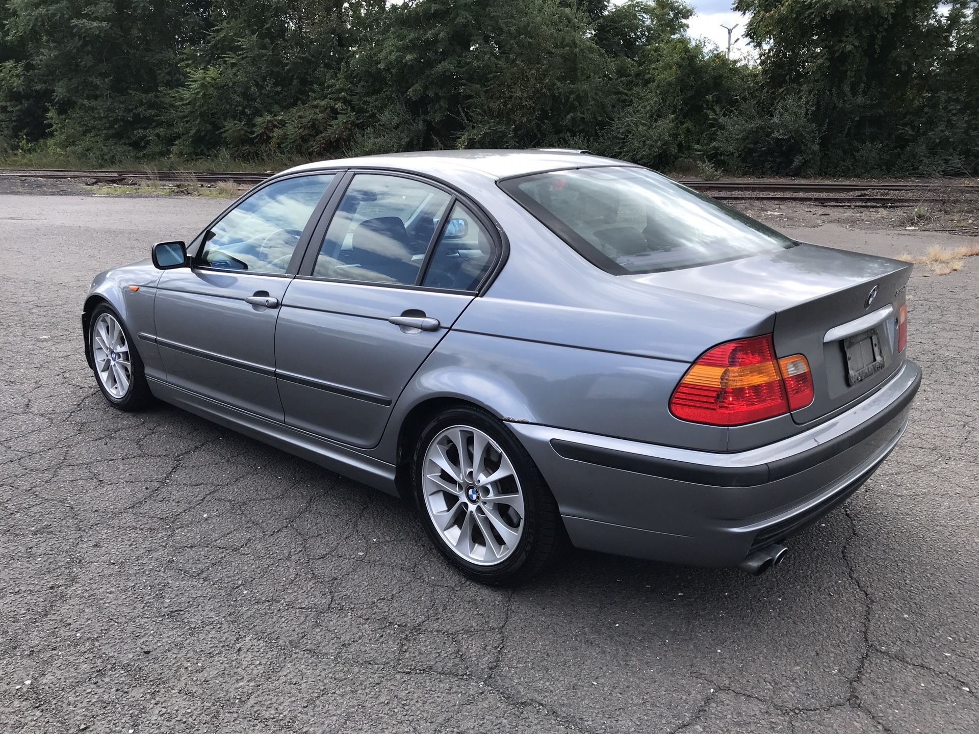 BMW 330xi AWD 2004 SPORT PACKGE 6 SPEED MANUAL for Sale in New Britain ...