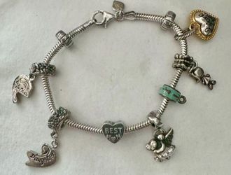 Vintage michael anthony 925 charm bracelet with 9 charms I love you, best mom, my mother, daughter, heart  Marked 33.41 grams   Approx 7.5” in length