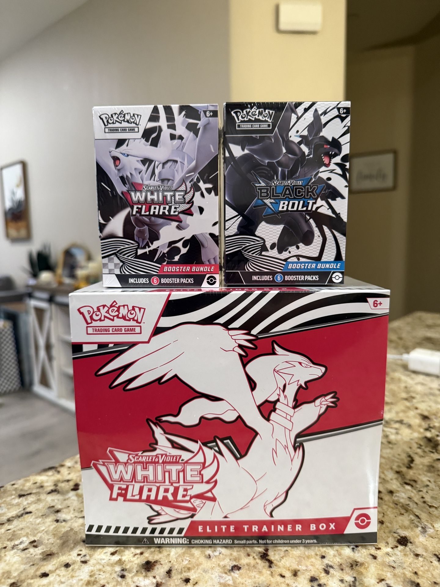 White Flare ETB / BB | Black Bolt BB | trade