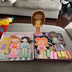  Dolls And Accessories Make An Offer