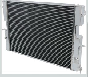 New Radiator 199-2004 Land Rover Discovery