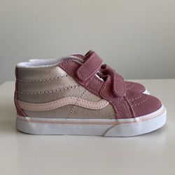  $35 NEW Vans Toddler Sk8-Mid Size: 8.5 